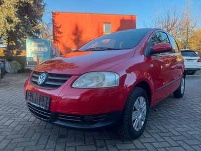 Gebraucht VW Fox Basis 54 PS (39 kW) 2006 Rot Kleinwagen