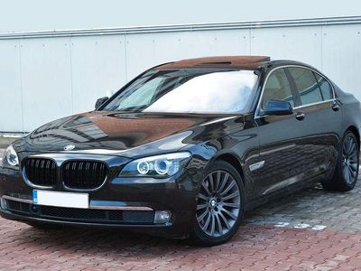 Second-hand BMW 750 Performance 449 CP (330 kW) 2008 Negru Berlinǎ