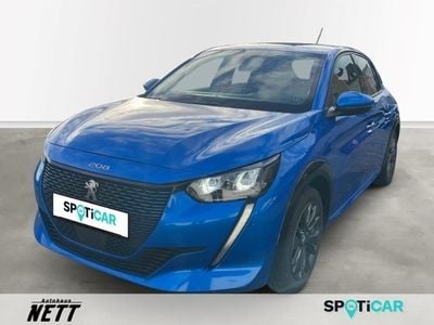 Gebraucht Peugeot e-208 Allure 100 kW (136 PS) 2022 Blau Kleinwagen