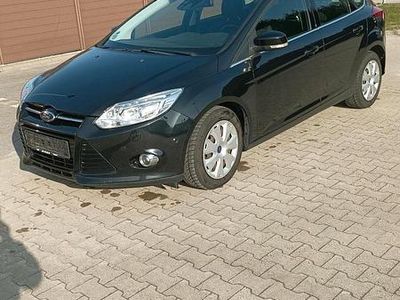 Gebraucht Ford Focus 125 PS (91 kW) 2012 Schwarz Limousine