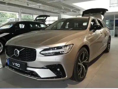 Gebraucht Volvo V90 Ultimate 197 PS (144 kW) 2023 Grau Kombi