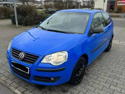 Gebraucht VW Polo 69 PS (50 kW) 2009 Blau Kleinwagen