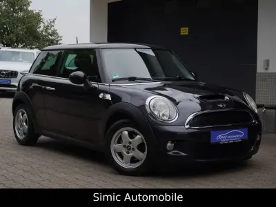 Gebraucht Mini ONE 95 PS (69 kW) 2009 Schwarz Kleinwagen
