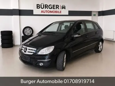 Gebraucht Mercedes B200 136 PS (100 kW) 2009 Schwarz Van / Kleinbus