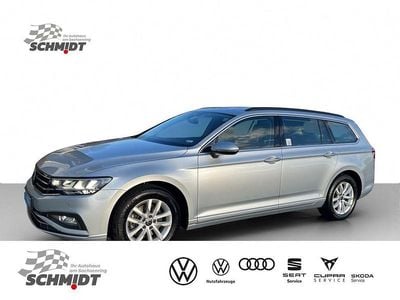 Silber Gebraucht 2023 VW Passat Business Kombi | 22.850 € (Guter Preis)