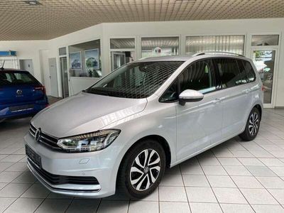 gebraucht VW Touran 1.5 TSI*DSG*LED*ACC*AHK*NAVI*7 SITZE Garantie bis