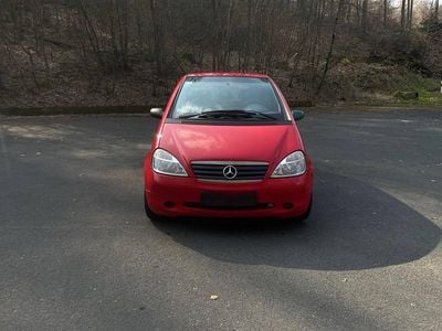 Gebraucht Mercedes A140 58 PS (42 kW) 1998 Rot Kleinwagen