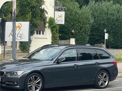 BMW 330