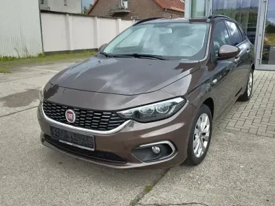 Gebraucht Fiat Tipo Lounge 120 PS (88 kW) 2019 Braun Kombi