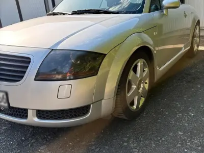 Brugt Audi TT 180 HK (132 kW) 1999 Sølv Coupe