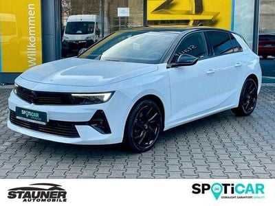 Weiß Gebraucht 2024 Opel Astra GS Line Limousine | 20.980 € (Superpreis)