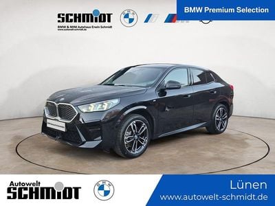Gebraucht BMW iX2 Comfort Edition 230 kW (313 PS) 2024 (schwarz)  black sapphire SUV