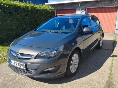 Usado Opel Astra Eco 110 HP (80 kW) 2016 Cinzento Carrinha