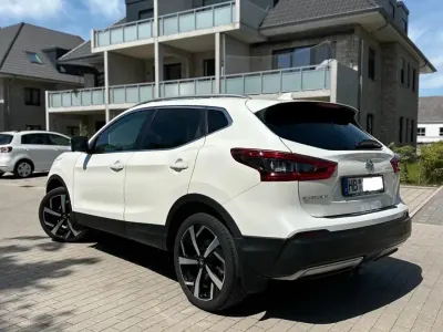Gebraucht Nissan Qashqai Tekna+ 159 PS (116 kW) 2019 Weiß SUV