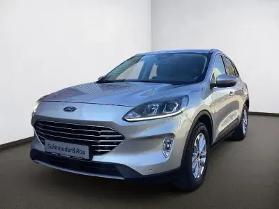 Używany Ford Kuga Titanium 190 KM (139 kW) 2021 Srebrny SUV