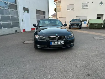 Gebraucht BMW 335 Cabriolet 306 PS (225 kW) 2009 Schwarz Cabrio