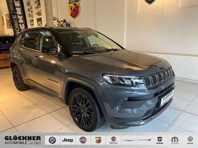 Grau Gebraucht 2022 Jeep Compass SUV | 23.990 € (Fairer Preis)