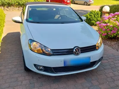Gebraucht VW Golf Cabriolet Life 105 PS (77 kW) 2014 Weiß Cabrio