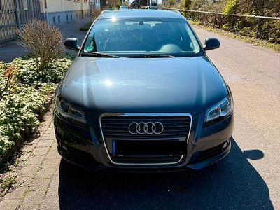 Używany Audi A3 Ambiente 125 KM (91 kW) 2010 Niebieski Hatchback