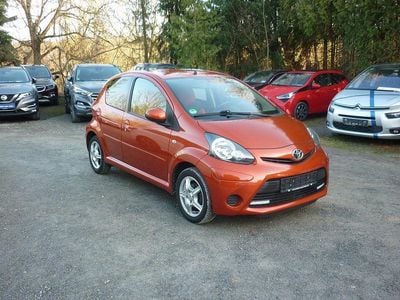 Gebraucht Toyota Aygo Connect Style 68 PS (50 kW) 2013 Orange Kleinwagen