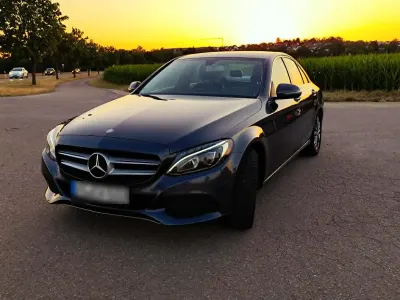 Gebraucht Mercedes C180 156 PS (114 kW) 2015 Grau Limousine