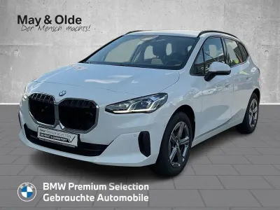 Gebraucht BMW 220 Active Tourer 170 PS (125 kW) 2025 Weiß Van / Kleinbus
