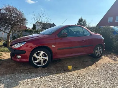 Gebraucht Peugeot 206 CC 109 PS (80 kW) 2004 Cabrio