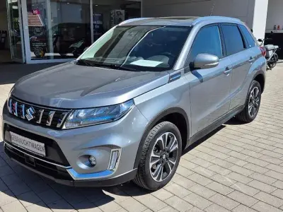 Usata Suzuki Vitara Comfort+ 116 CV (85 kW) 2022 Grigio SUV