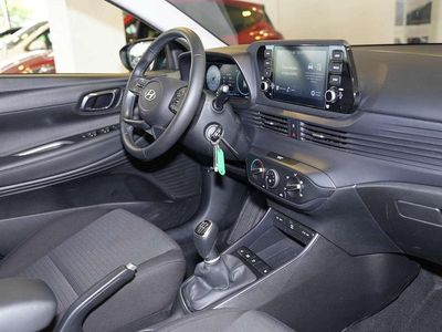 Gebraucht Hyundai i20 Trend 101 PS (74 kW) 2023 Phantom black Kleinwagen