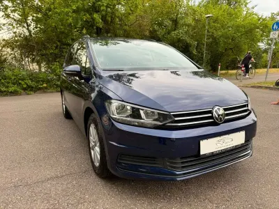 Gebraucht VW Touran Comfortline 122 PS (89 kW) 2021 Blau Van / Kleinbus