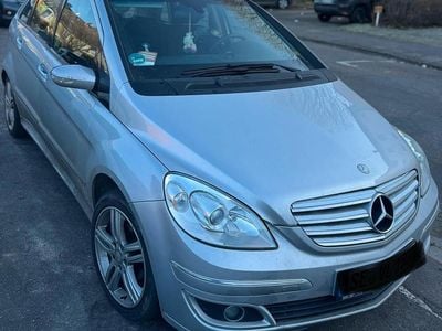 Gebraucht Mercedes B200 2005 Silber Van / Kleinbus