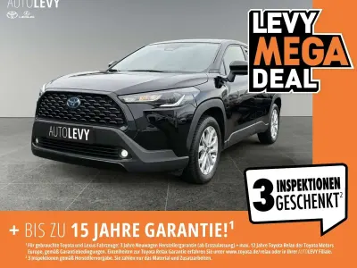 Gebraucht Toyota Corolla Cross 197 PS (144 kW) 2022 Attitude black mc SUV