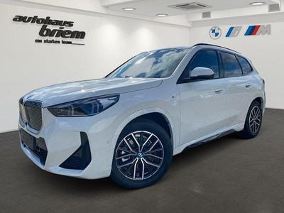 BMW iX1