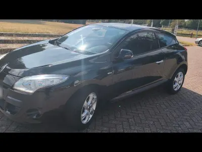 Gebraucht Renault Mégane Coupé Bose Edition 131 PS (96 kW) 2011 Schwarz Coupé