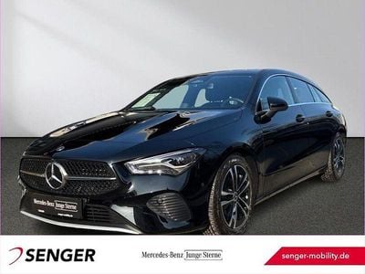 Gebraucht Mercedes CLA200 Shooting Brake Advanced 163 PS (119 kW) 2024 Unilack nachtschwarz Kombi
