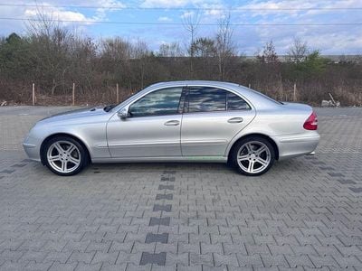 Gebraucht Mercedes E240 Classic 177 PS (130 kW) 2003 Silber Limousine
