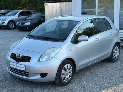 Gebraucht Toyota Yaris Sol 87 PS (63 kW) 2007 Silber Kleinwagen