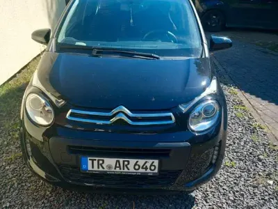 Gebraucht Citroën C1 72 PS (52 kW) 2021 Schwarz Kleinwagen