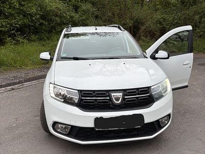 Gebraucht Dacia Logan MCV Comfort 90 PS (66 kW) 2019 Weiß Limousine