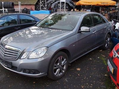 Gebraucht Mercedes E200 184 PS (135 kW) 2010 Silber Limousine