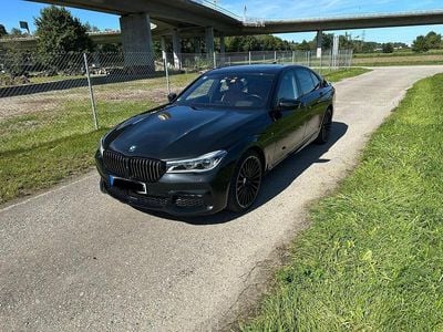 BMW 750