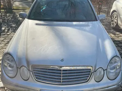 Gebraucht Mercedes E320 204 PS (150 kW) 2003 Silber Kombi