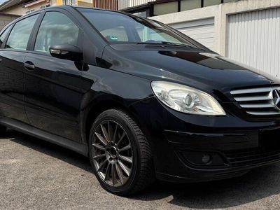 Mercedes B150