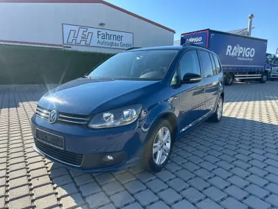 Gebraucht VW Touran Match 140 PS (102 kW) 2012 Blau Van / Kleinbus