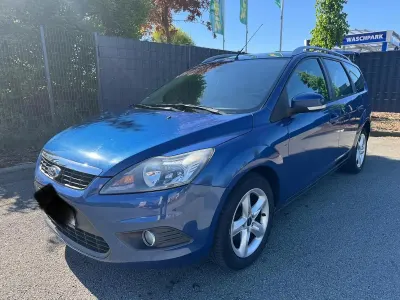 Gebraucht Ford Focus 110 PS (80 kW) 2011 Blau Kombi