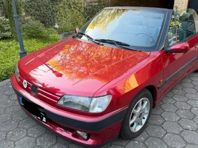 Gebraucht Peugeot 306 Cabriolet Platinum 100 PS (73 kW) 1995 Rot Cabrio