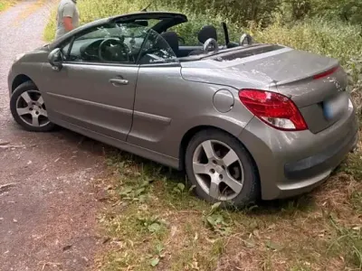Gebraucht Peugeot 207 CC 2012 Cabrio