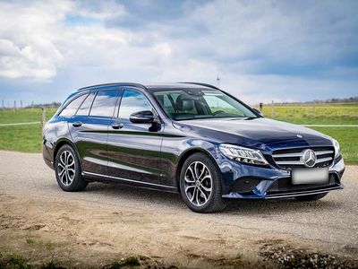 Gebraucht Mercedes C220 Night 194 PS (142 kW) 2021 Blau Kombi