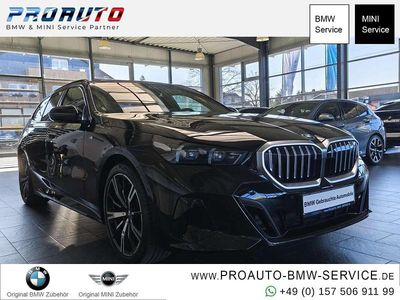 Gebraucht BMW 520 M Sport 190 PS (139 kW) 2025 Black sapphire Kombi