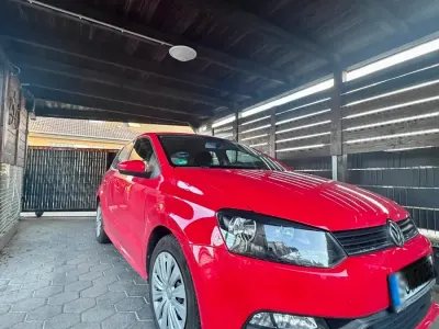Używany VW Polo 60 KM (44 kW) 2017 Czerwony Hatchback